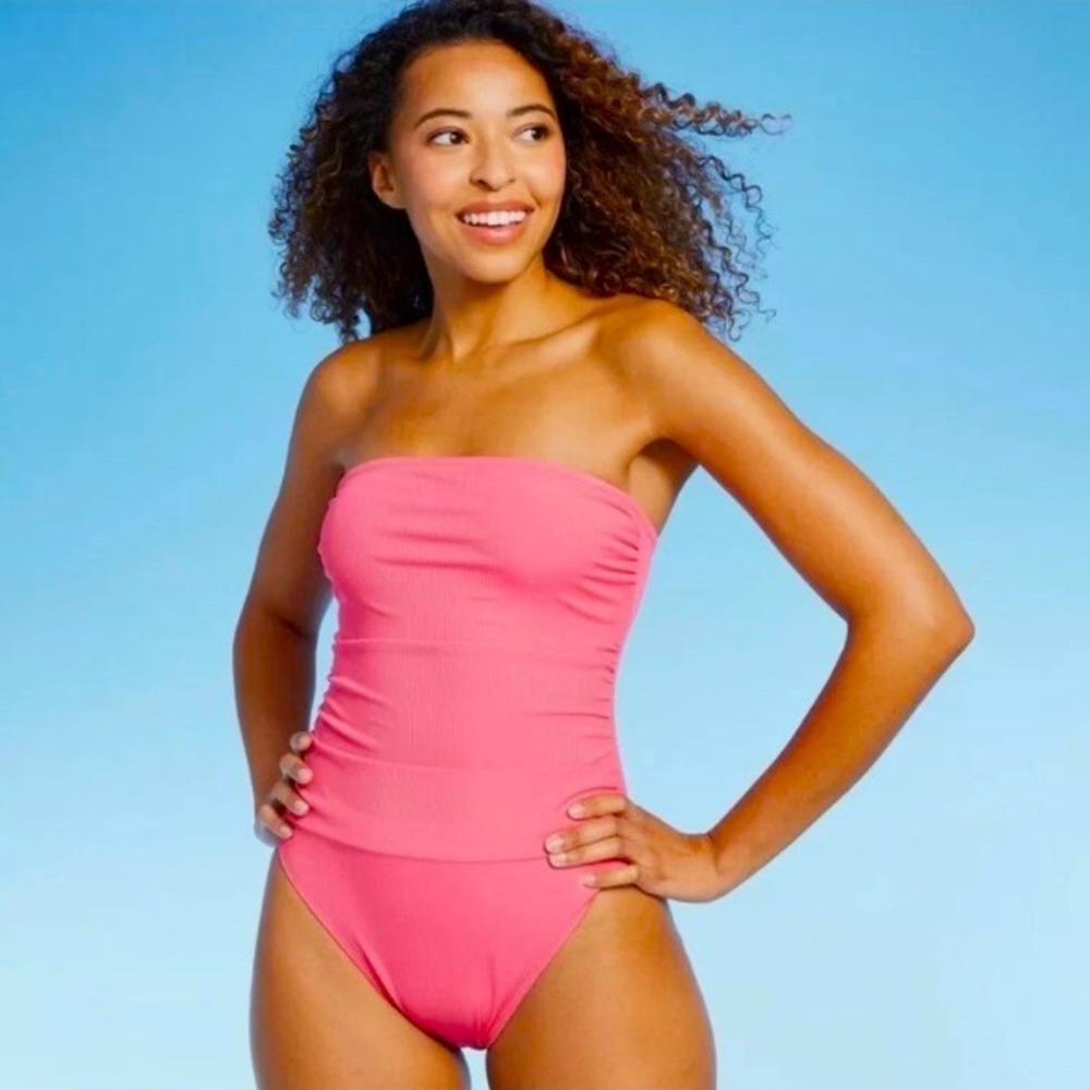 Shade & Shore Sz Medium, Pink‎ Shirred Ribbed Bandeau/Straps Cheeky Swimsuit NEW